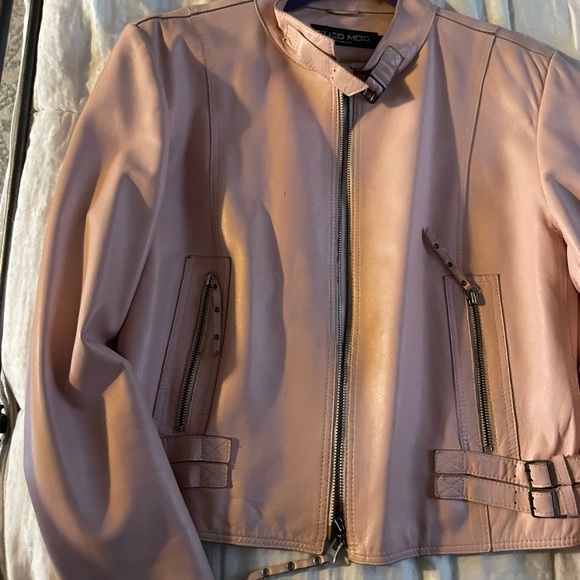 Pink leather jacket - Picture 8 of 9